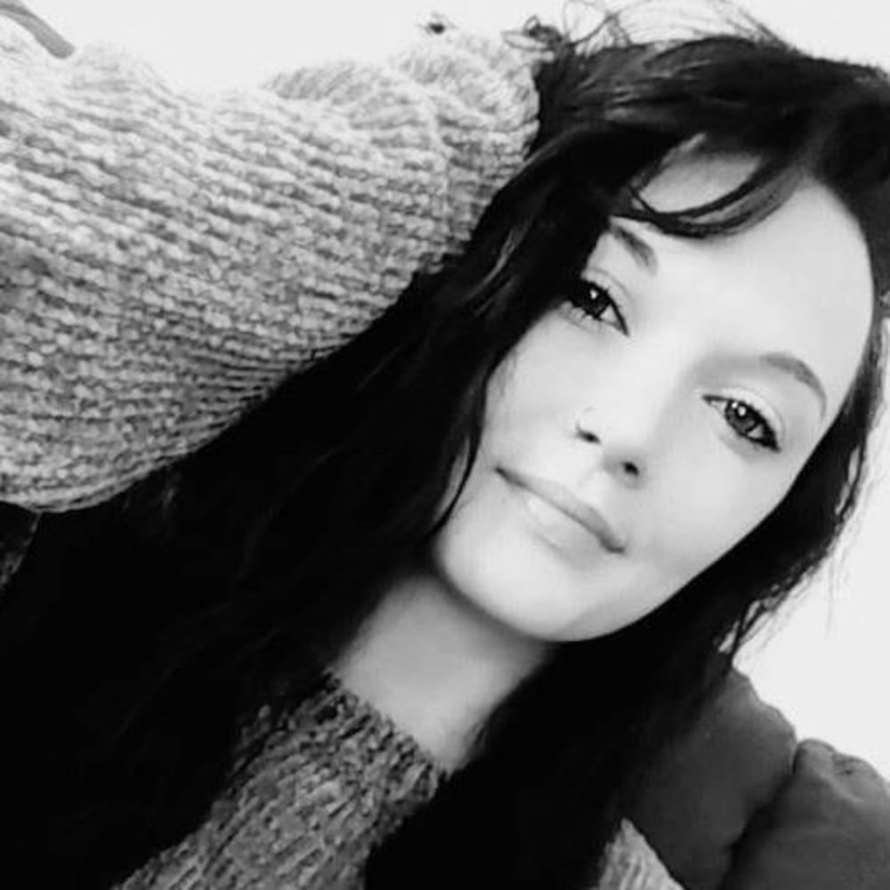 Meet your Posher, Kara